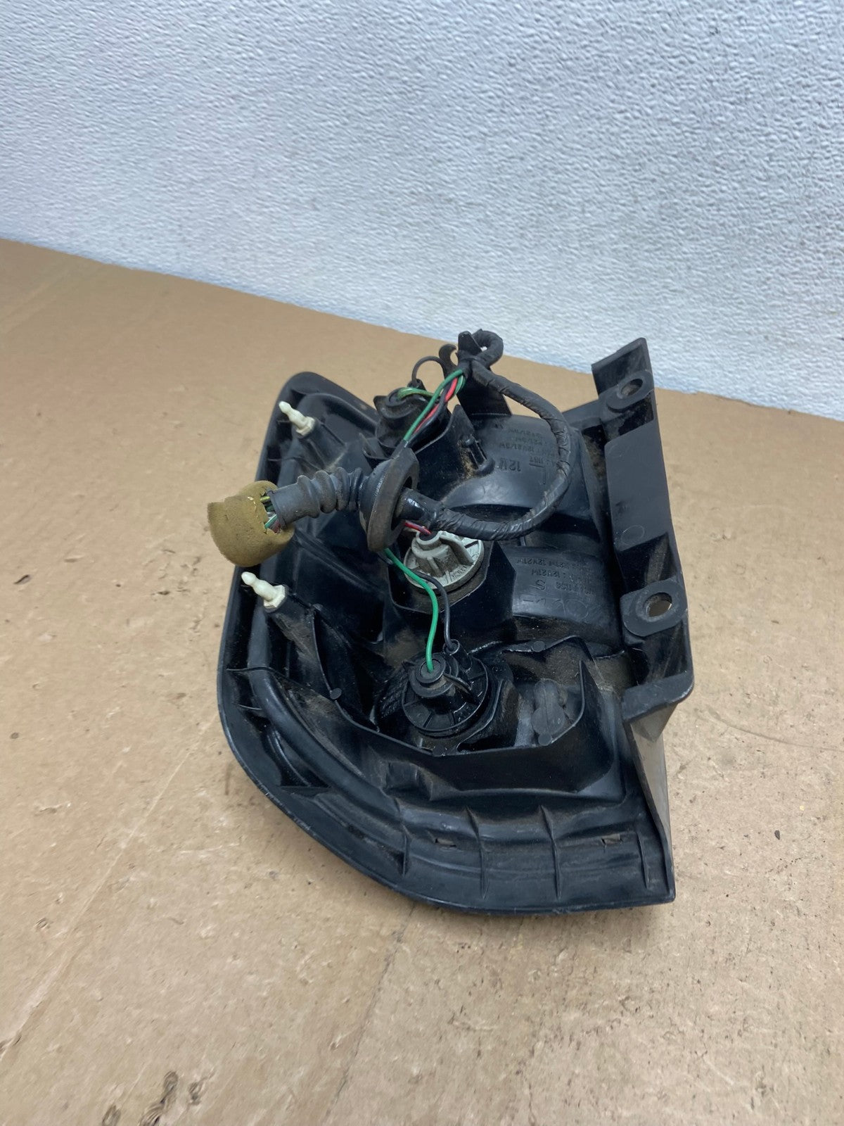 1996 - 1998 Nissan Pathfinder Left Driver LH Side Tail light AC5986 LK7