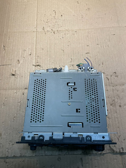 2002 2003 Chevrolet Envoy Trailblazer FM Radio Stereo CD Player  X8481 DG5
