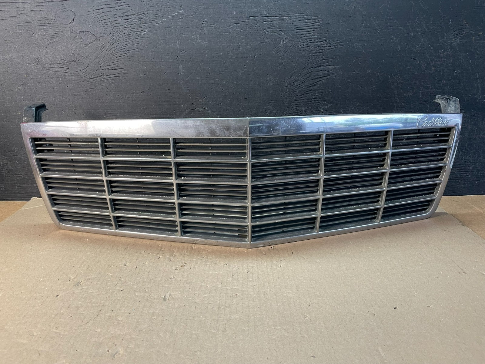 1991 to 1993 Cadillac Deville Front Grill Grille AE3533 PS0