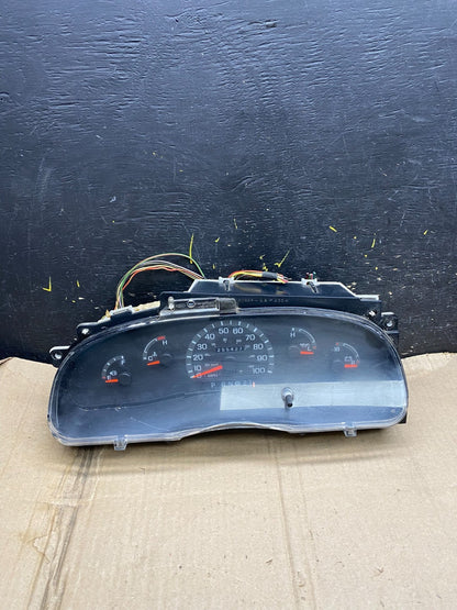 2001 - 2002 Ford Econoline E250 E350 Van Speedometer Instrument Cluster X2069 DG0