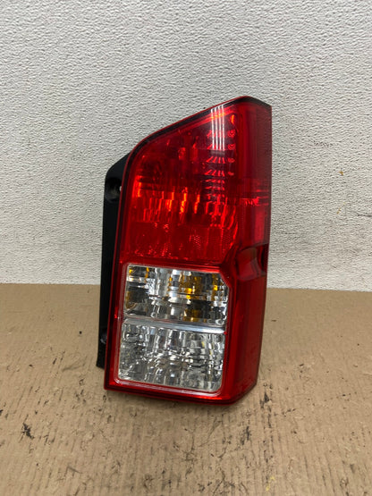 2005 to 2012 Nissan Pathfinder Right Passenger RH Side Tail Light AF6989 LK0