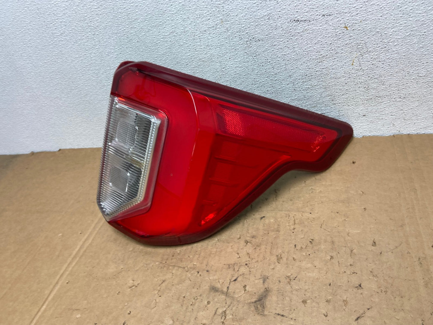 2020 2021 2022 2023 Ford Explorer Right Passenger Side Tail light AD3282 LK1