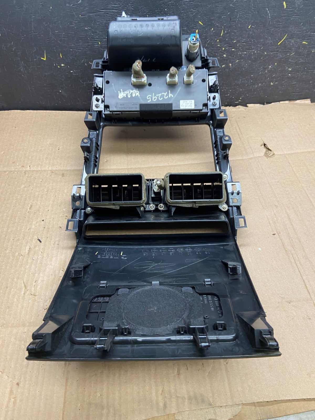2010 - 2015 Mazda CX-9 Radio Dash Trim Bezel W/Vent AC Climate Control Y2295 DG4