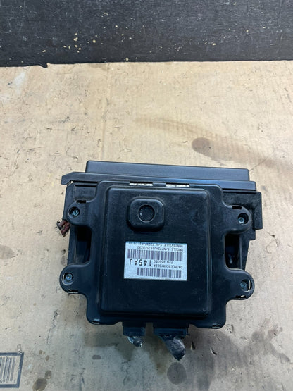 2005 Jeep Grand Cherokee Integrated Power Fuse Box Relay 04692071AB W7342 DG0