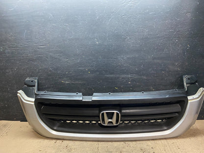2003 2004 2005 Honda Pilot Front Upper Grill Grille Aftermarket V4319 DG0
