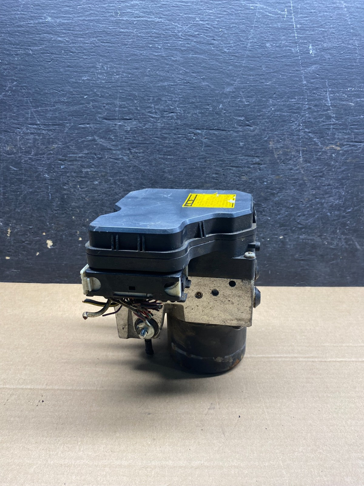 2007 - 2008 Toyota Solara ABS Brake Pump Anti Lock Module AI7486 DG4