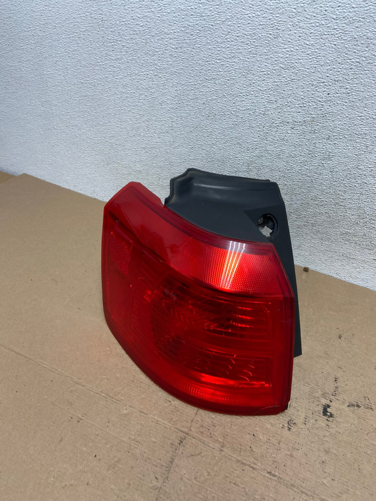 2010 to 2017 GMC Terrain Halogen Tail Light Left Driver Lh Side AF4661 LK0