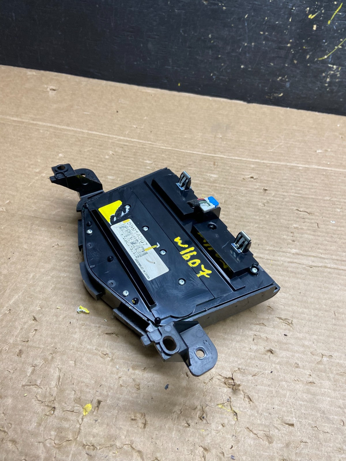 2012 to 2014 Chevrolet Cruze Radio CD Player Contol Panel 95166368 OEM W1607 DG4
