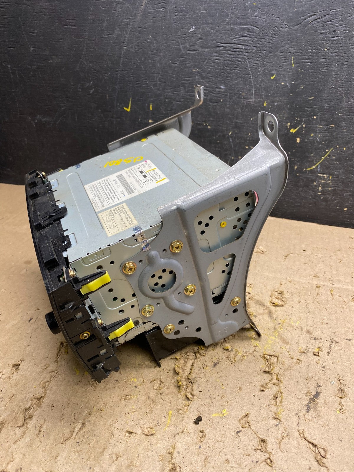 2003 to 2006 Toyota Prius OEM Radio AM/FM CD Player Oem U5801 DG5
