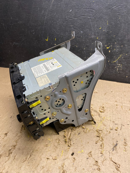 2003 to 2006 Toyota Prius OEM Radio AM/FM CD Player Oem U5801 DG5