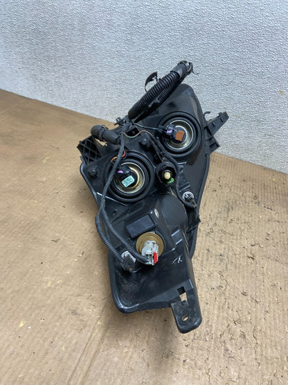 Sedan 2010 2011 2012 Nissan Altima Headlight Right Passenger Rh OEM AA8299 DW9