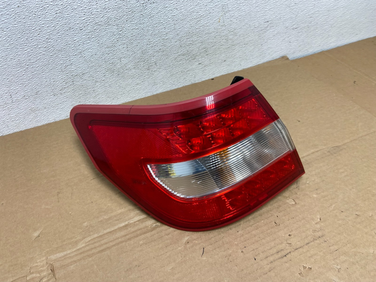 2007 to 2009 Lincoln MKZ Zephyr Left Driver Lh Side Tail Light AD3856 DW2