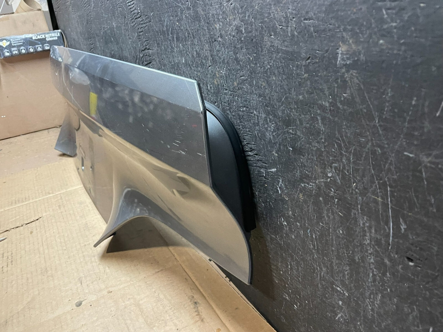 2010-2013 BMW F07 535i 550i GT Rear Trunk Lid Lower Bottom Trim Molding OE H71821