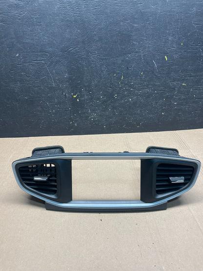 2017 to 2019 Hyundai Ioniq Center Console Radio Air Vent Bezel Trim R6293 DG0