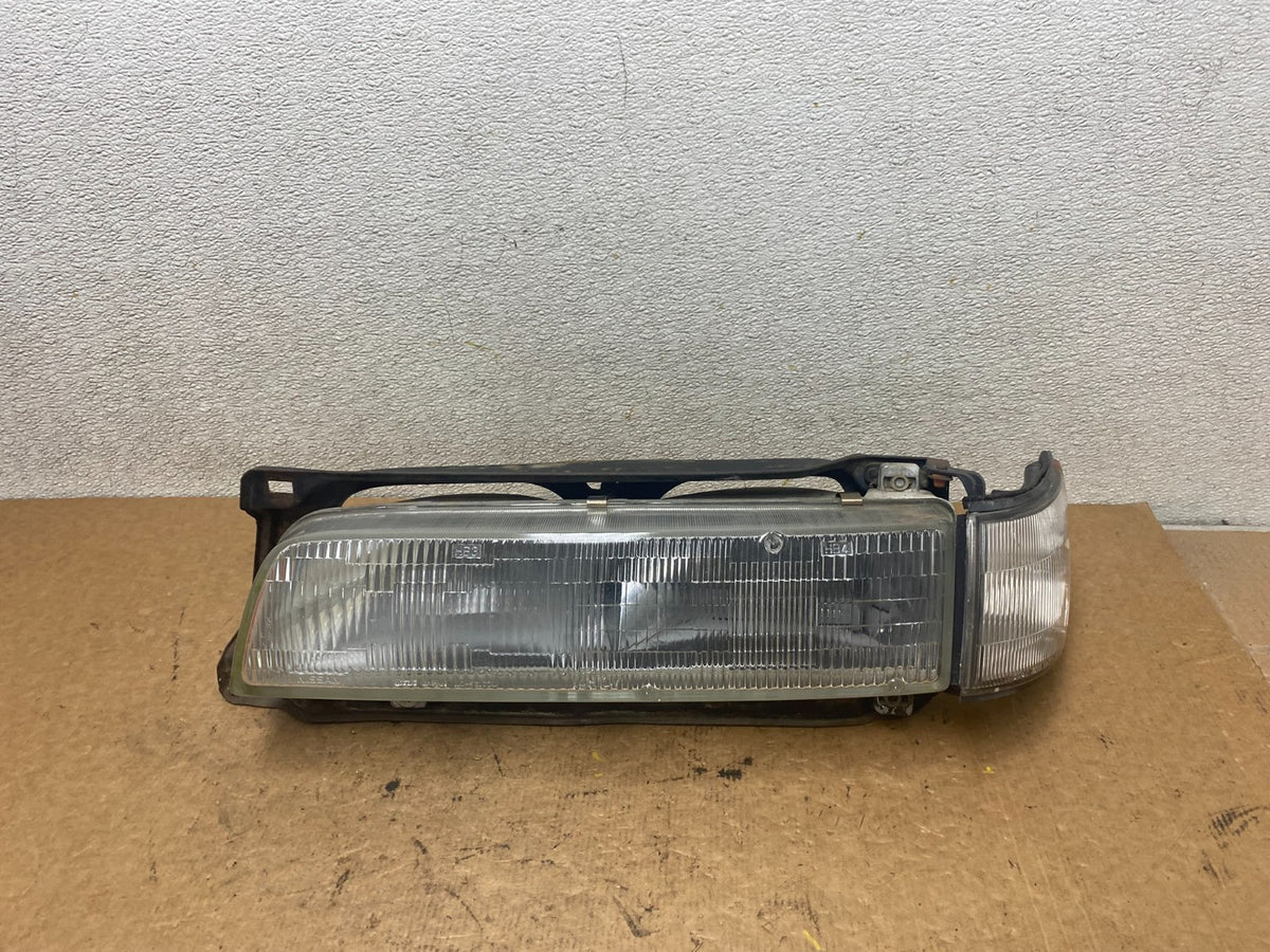 1990 - 1992 Infiniti M30 Left Driver LH Side Halogen Turn Sgn Headlight S7431 DG0