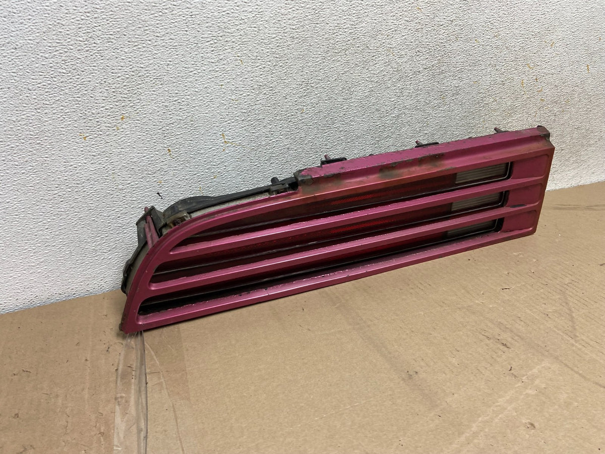 197 to 1978 Pontiac Firebird Left Driver LH Side Tail Light ah6691 DG1