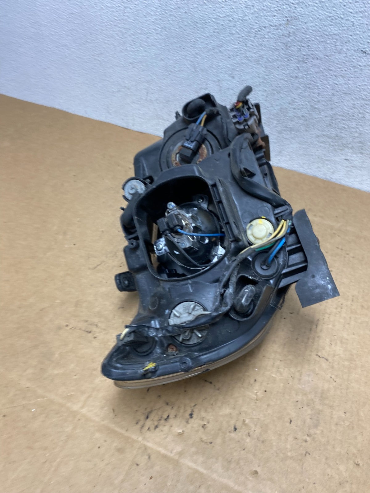 2008 - 2014 Subaru Tribeca Left Driver LH Side Halogen Headlight AD4704 DW8
