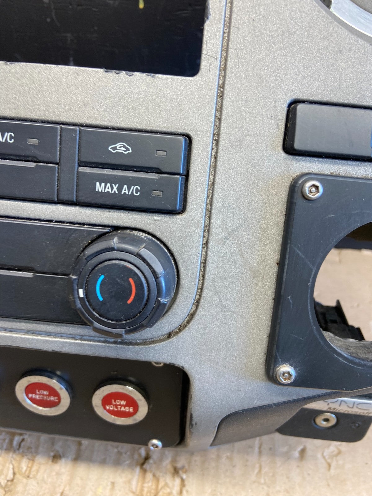 2008-2010 Ford F250 F350 Radio Climate Control Radio Dash Bezel Panel ab5894 DG1