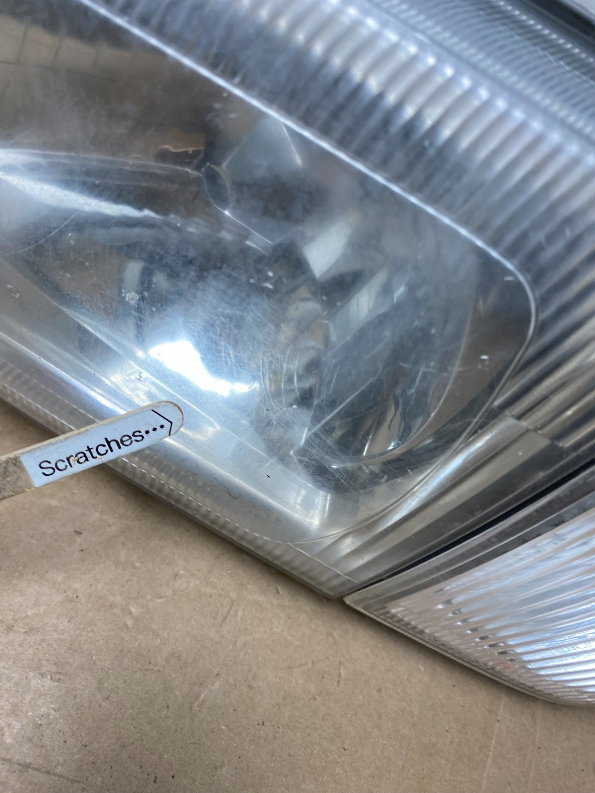 1999-2004 Nissan Pathfinder Left+Right Side Set Halogen Headlights AC5655 DW4
