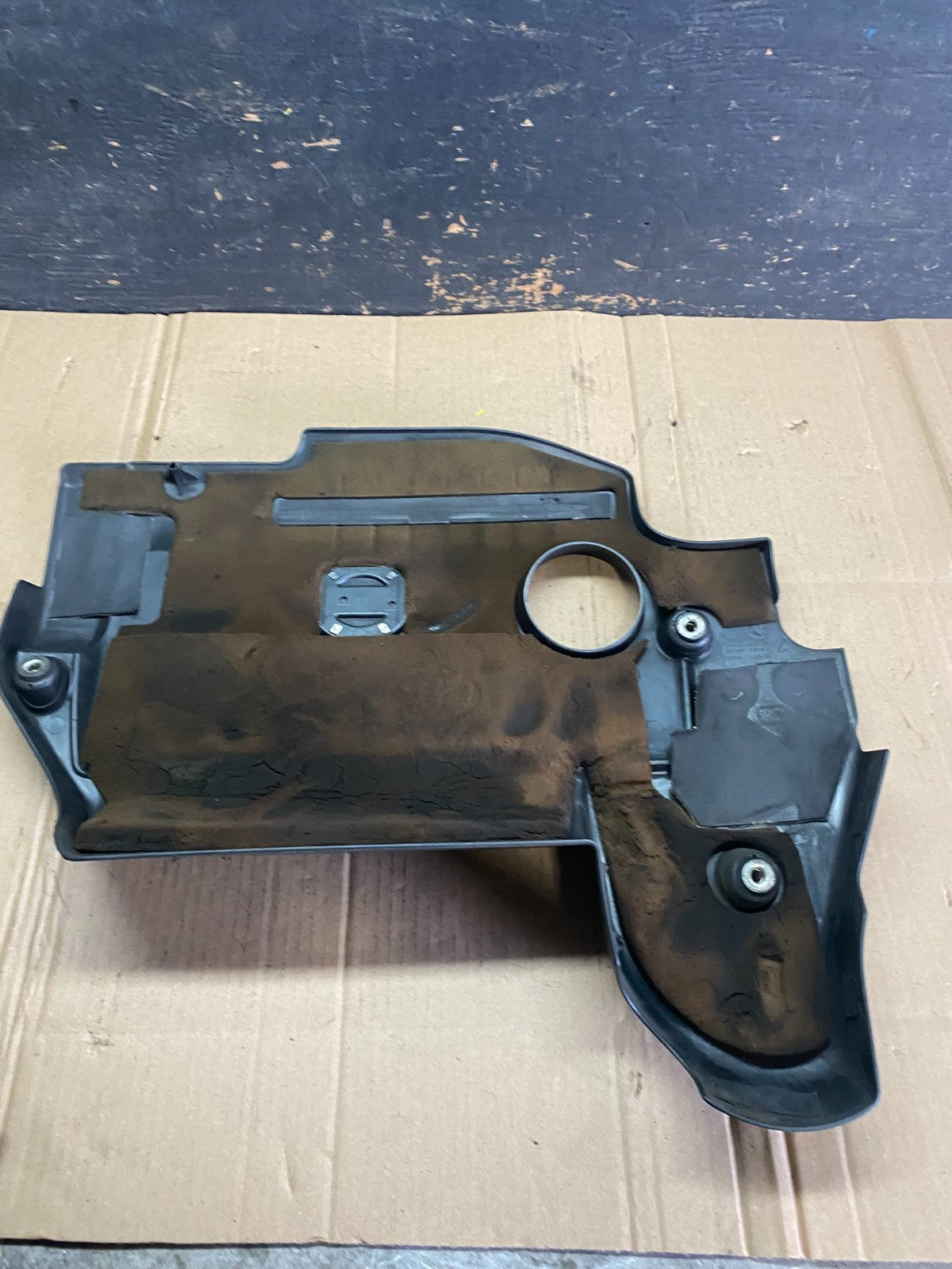 2007 to 2013 Nissan Altima 2.5 L Engine Cover OEM s5985 DG5