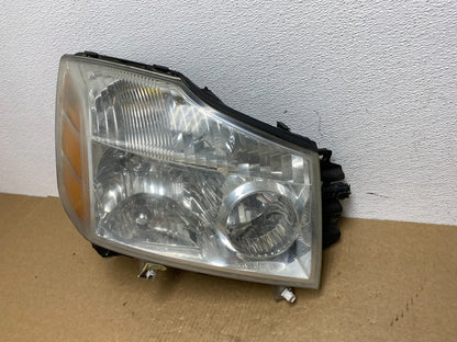 2004 to 2007 Nissan Armada Right Passenger RH Side Headlight Oem AC1200 DW1