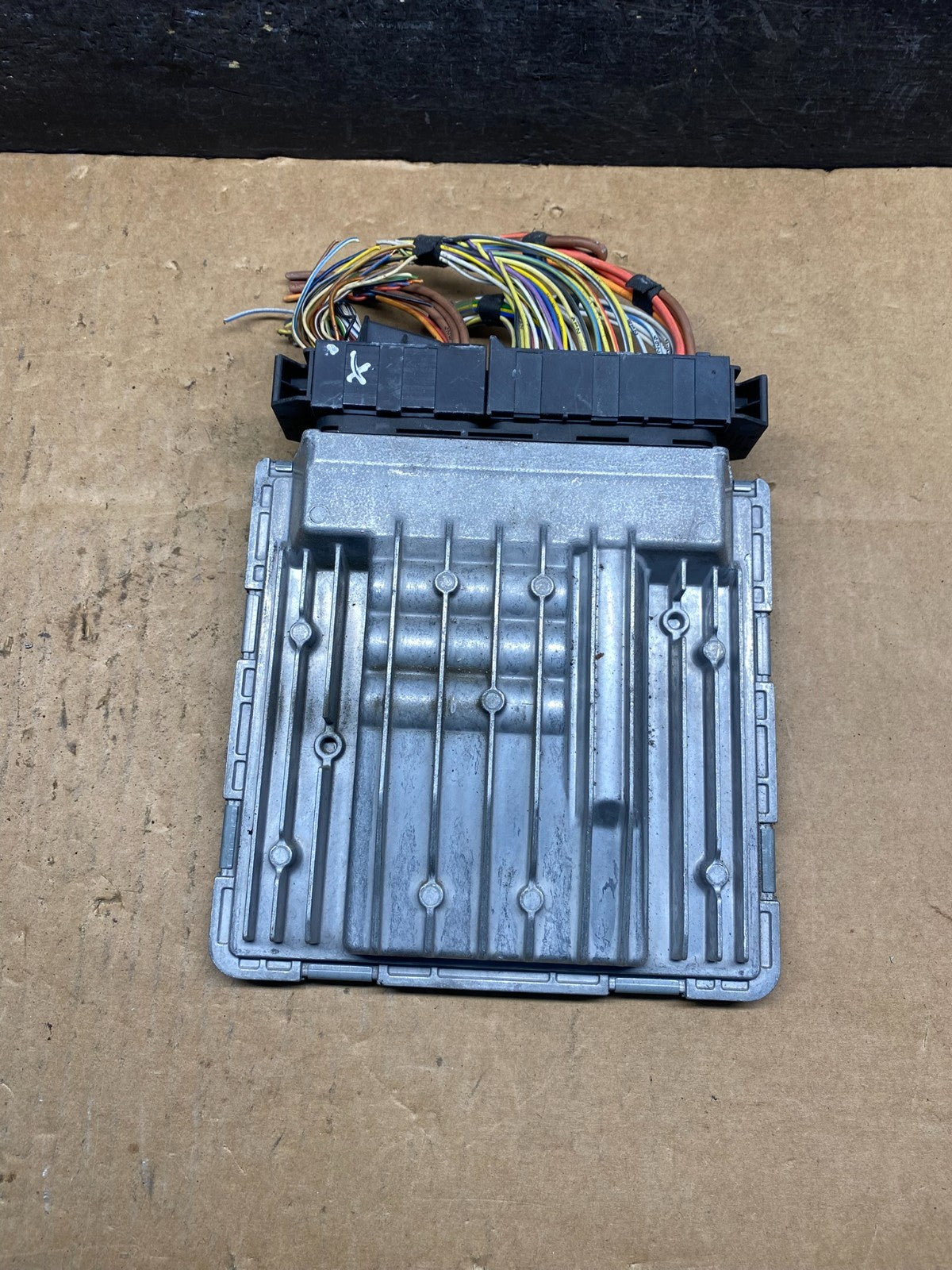 2007 - 2011 BMW 328i 528i E90 ECM ECU Engine Computer 7581126 AI9830 DW1
