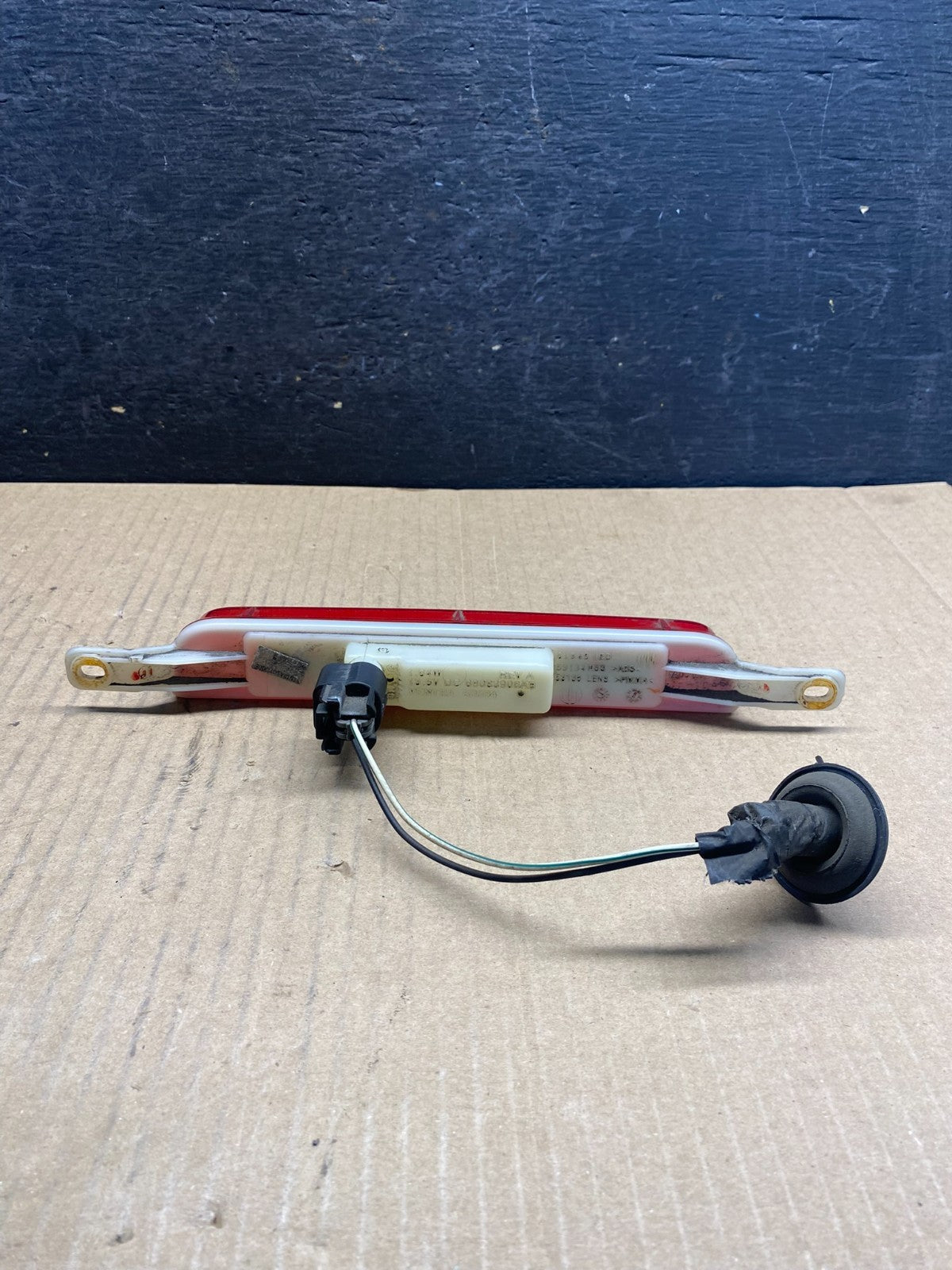 2011-2019 Chrysler Dodge Grand Caravan Stop 3rd Brake Tail light High AH1762 DG5