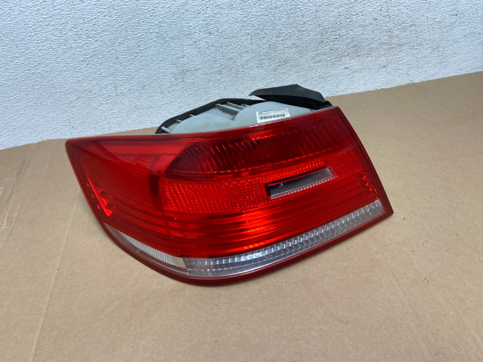 2007 to 2010 BMW M3 328i 335i Coupe Left Driver LH Tail Light AD6389 LK0