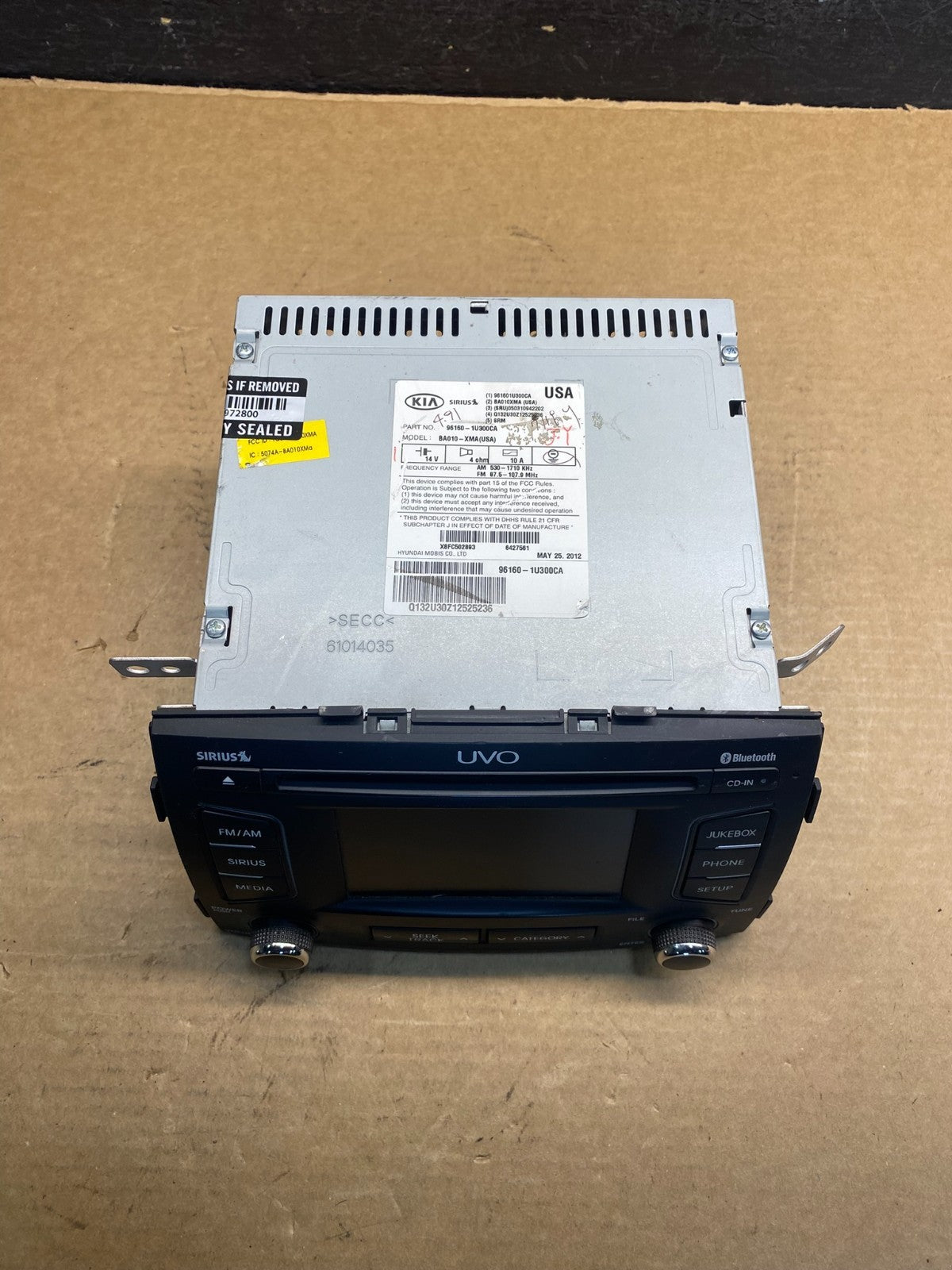 2011 2012 2013 Kia Sorento Sirius AM/FM CD Radio Screen Display AD9894 DG3
