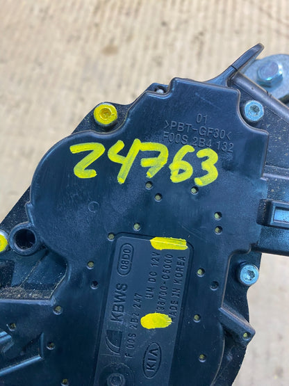2016 - 2018 Kia Sorento Rear Glass Windshield Wiper Motor Z4763 DG5