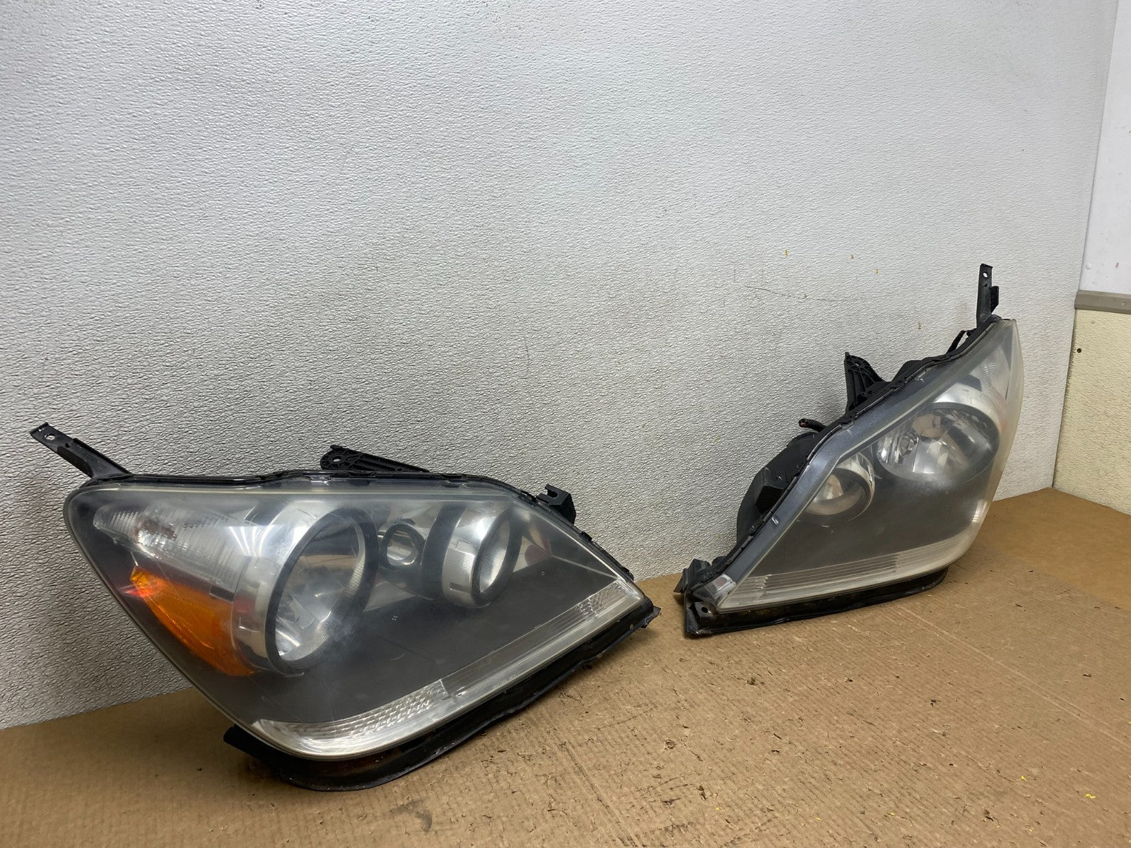 2005 2006 2007 Honda Odyssey Left+Right Set Halogen Headlights W5394 DW2