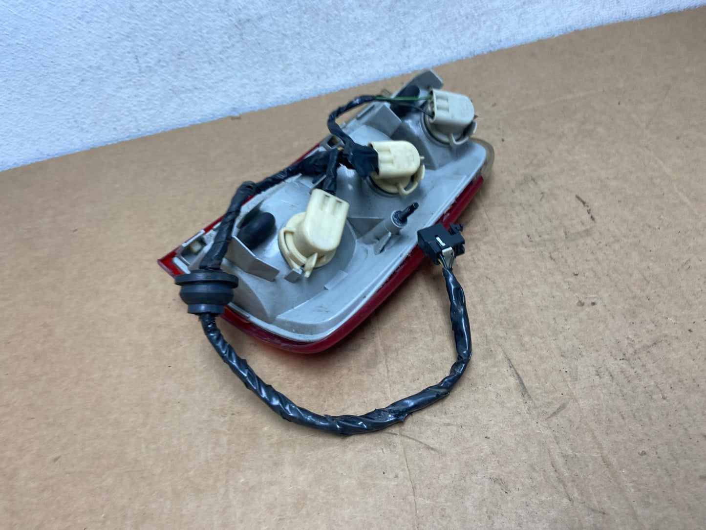 1995 to 2005 Chevrolet GMC Blazer S10 Right Passenger RH Tail Light AD5458 LK5