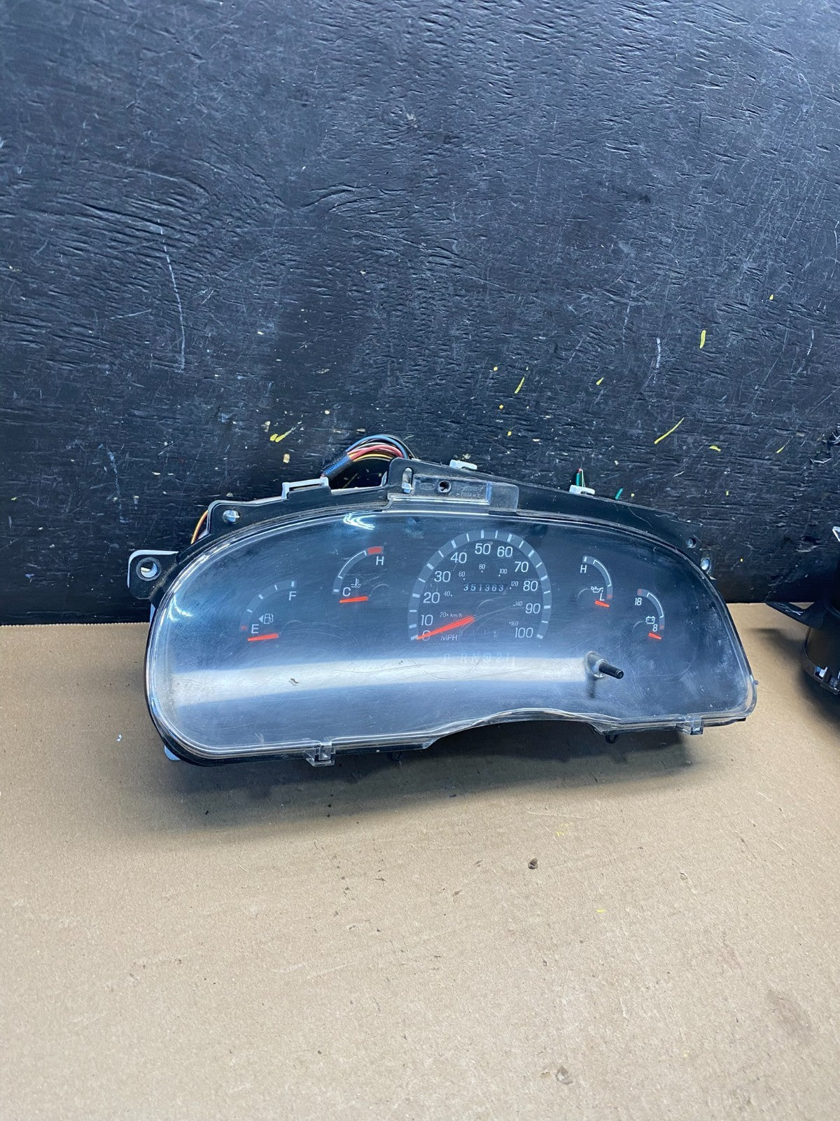 2001-2002 Ford Econoline E250 E350 Van Speedometer Instrument Cluster S6370 DG2