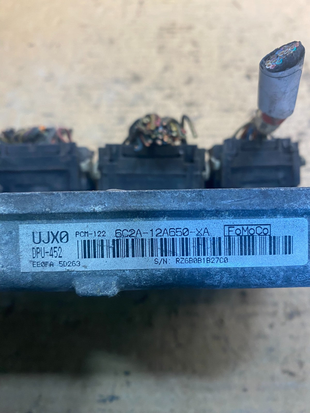 2005 Ford Van 4.6L Engine Control Module Unit ECU 6c2a-12a650-xa AA0779 DG2