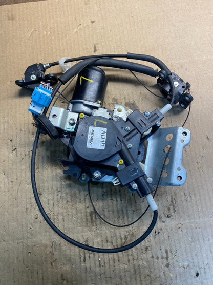 2005 - 2010 Honda Odyssey Rear Left Sliding Door Lock Actuator Motor z4789 DG5