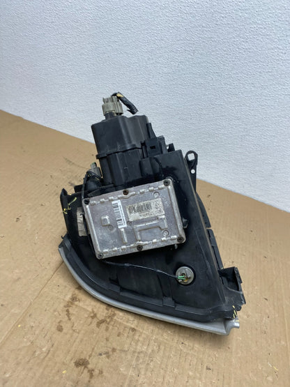 2004 to 2009 Cadillac SRX Left Driver Side Xenon Headlight Oem AB8367 DW10
