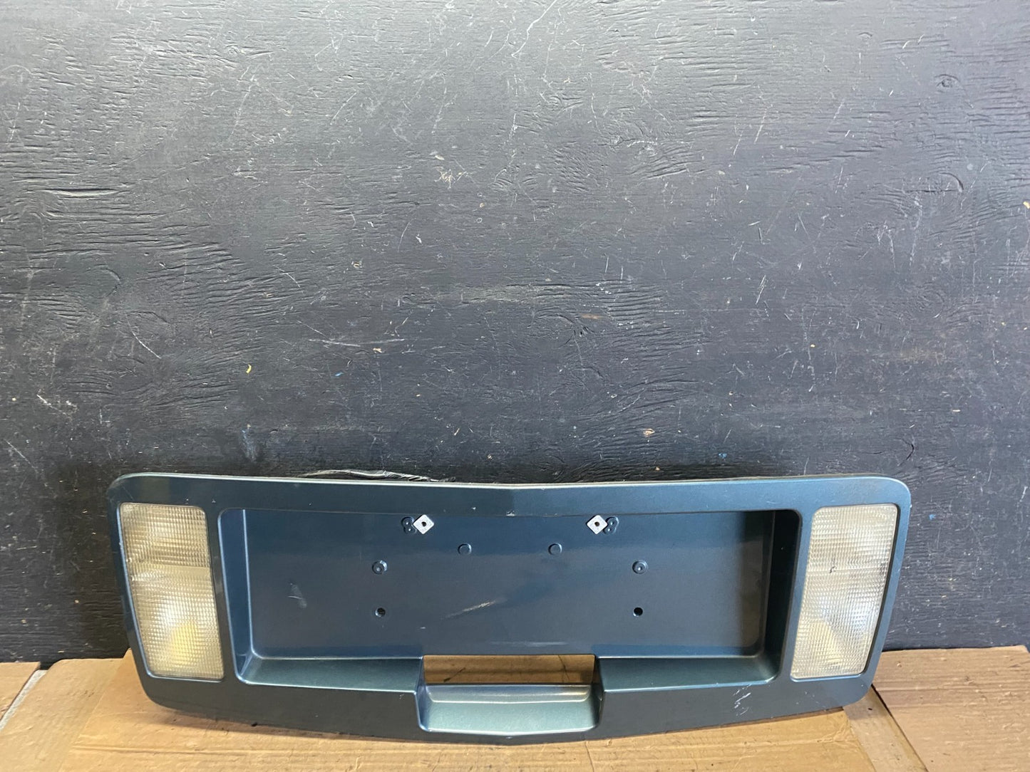 2004-2009 Cadillac SRX Trunk Panel Lid Backup License Plate Oem Q8572 DG0