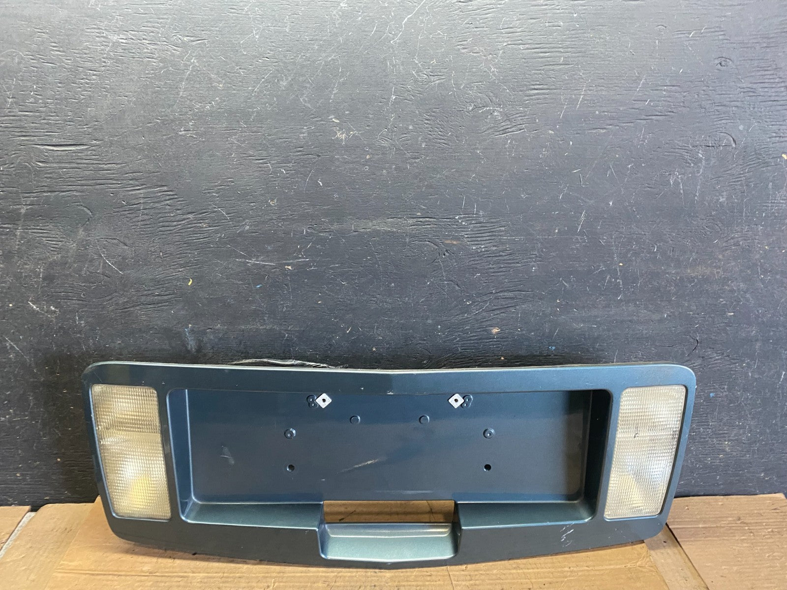 2004-2009 Cadillac SRX Trunk Panel Lid Backup License Plate Oem Q8572 DG0