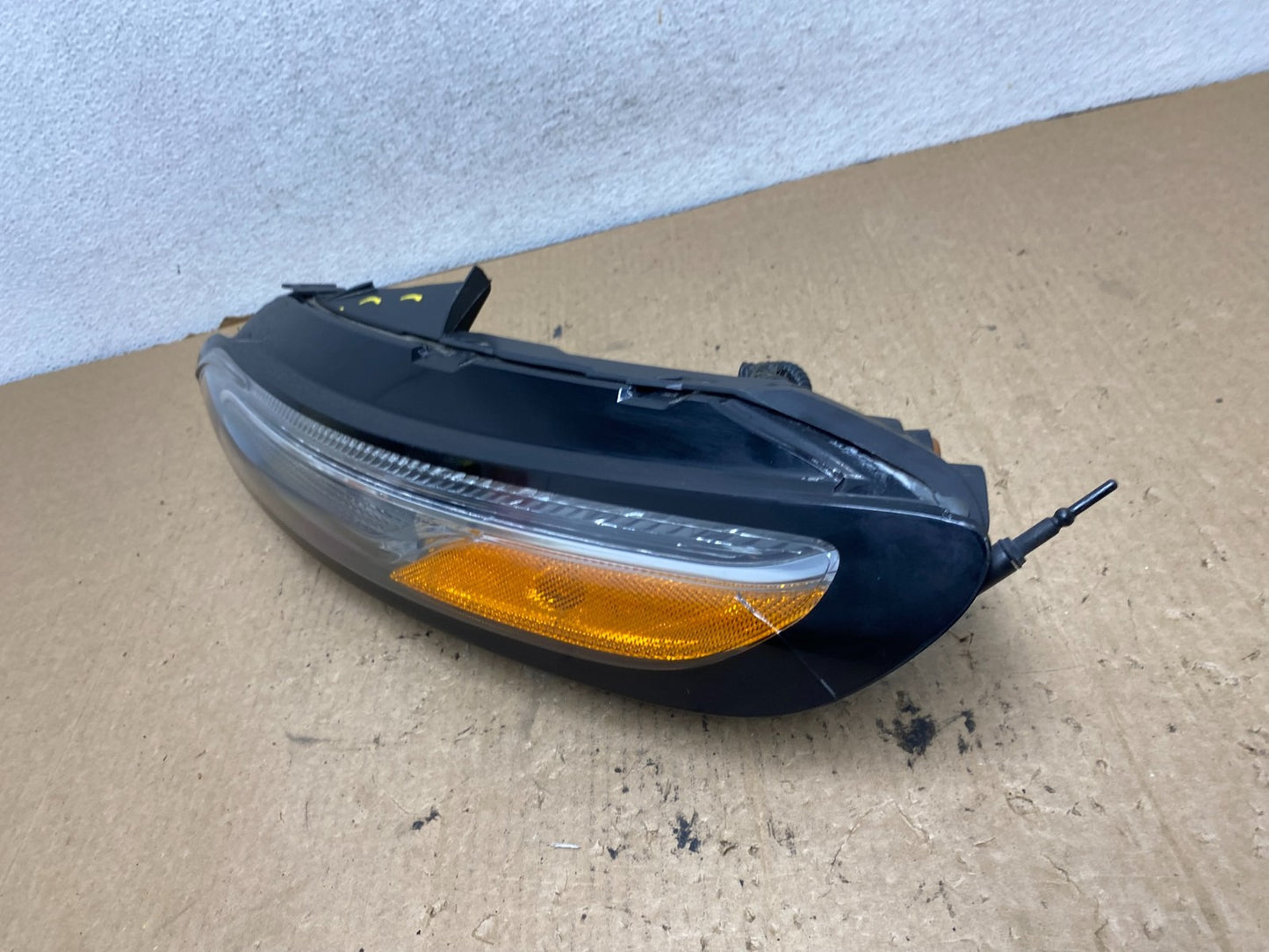2014 - 2018 Jeep Cherokee Left Driver LH Side LED Headlight AG2453 DW1