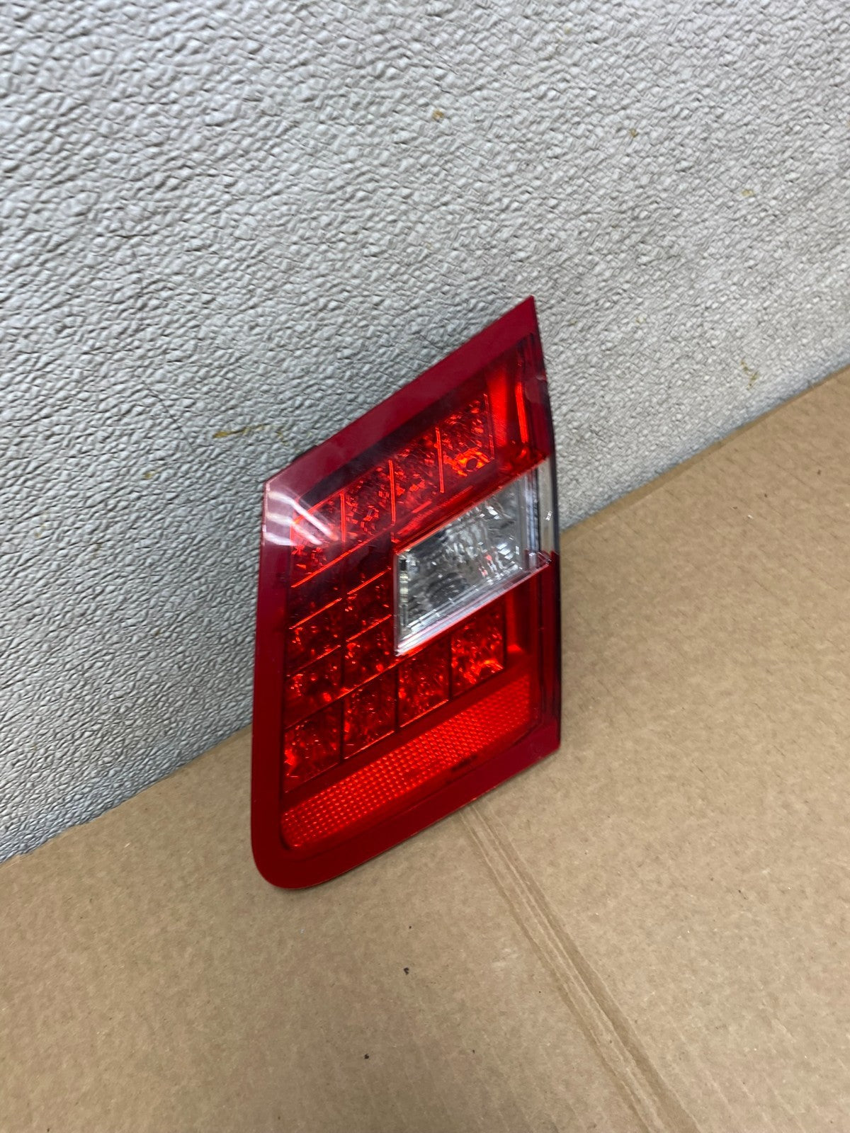 2010 to 2013 Mercedes E-Class Coupe Right Passenger Inner Tail Light V0933 DW2