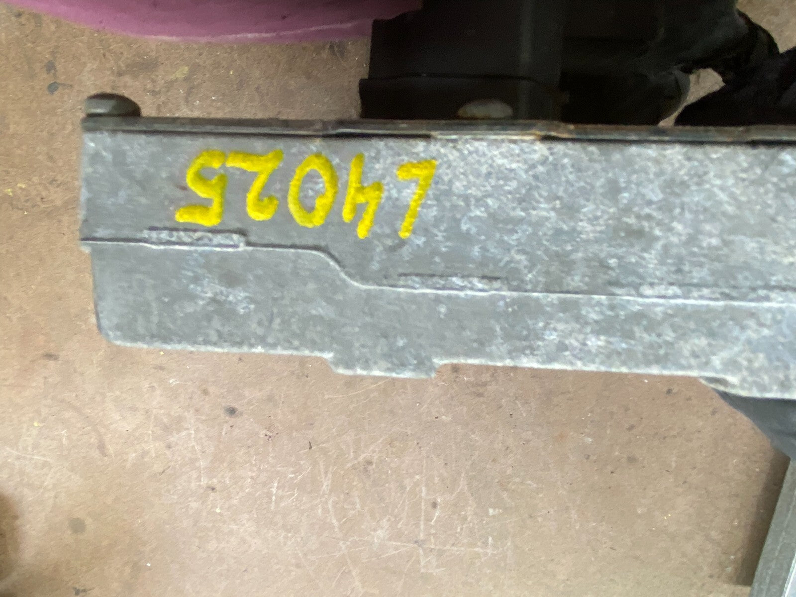 2005 Chrysler Caravan 3.3L Engine Control ECM p05161324aa L4025 DG3