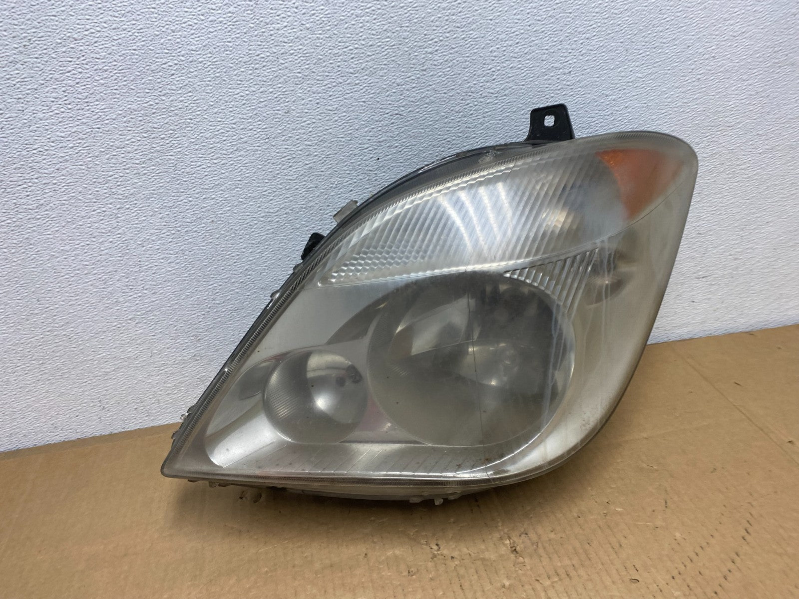 2007 to 2013 Mercedes Sprinter Headlight Left Driver Side Halogen AD0875 DW2