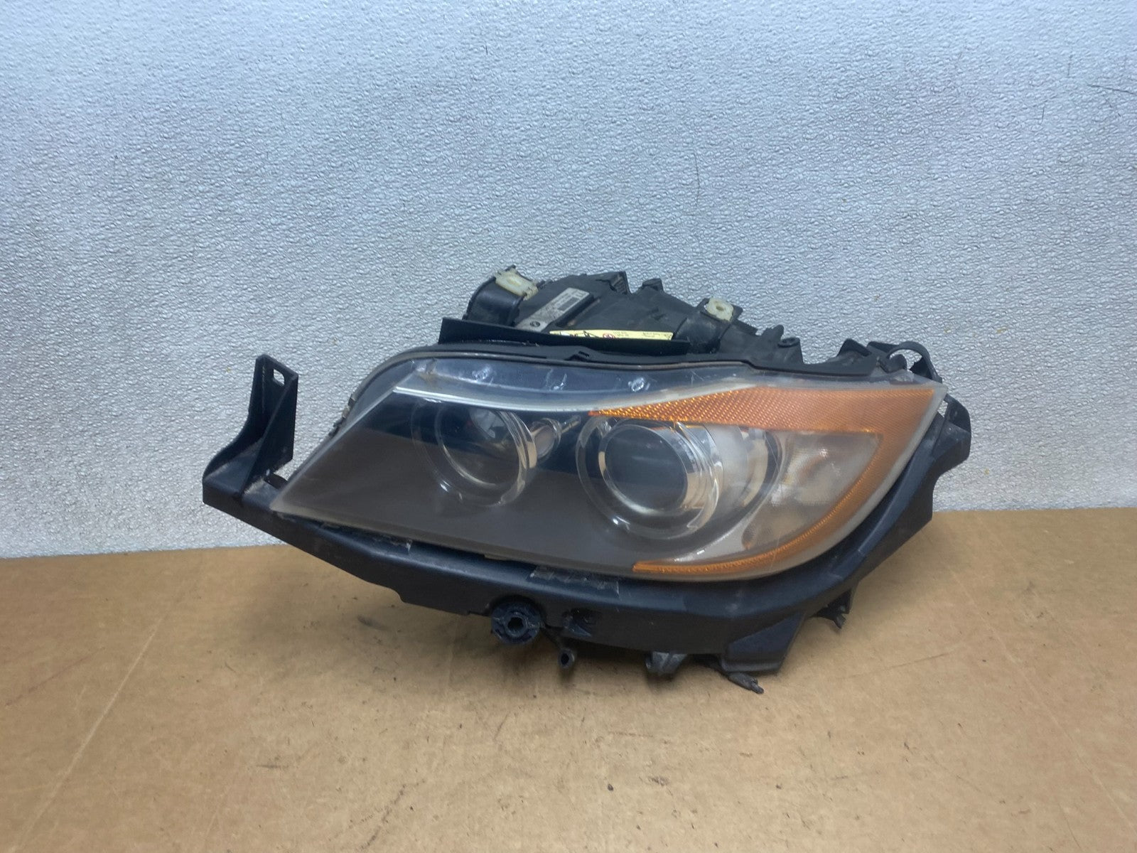 2006 to 2008 BMW 3 Series Left Driver LH AFS Xenon HID OEM Headlight X5352 DW0