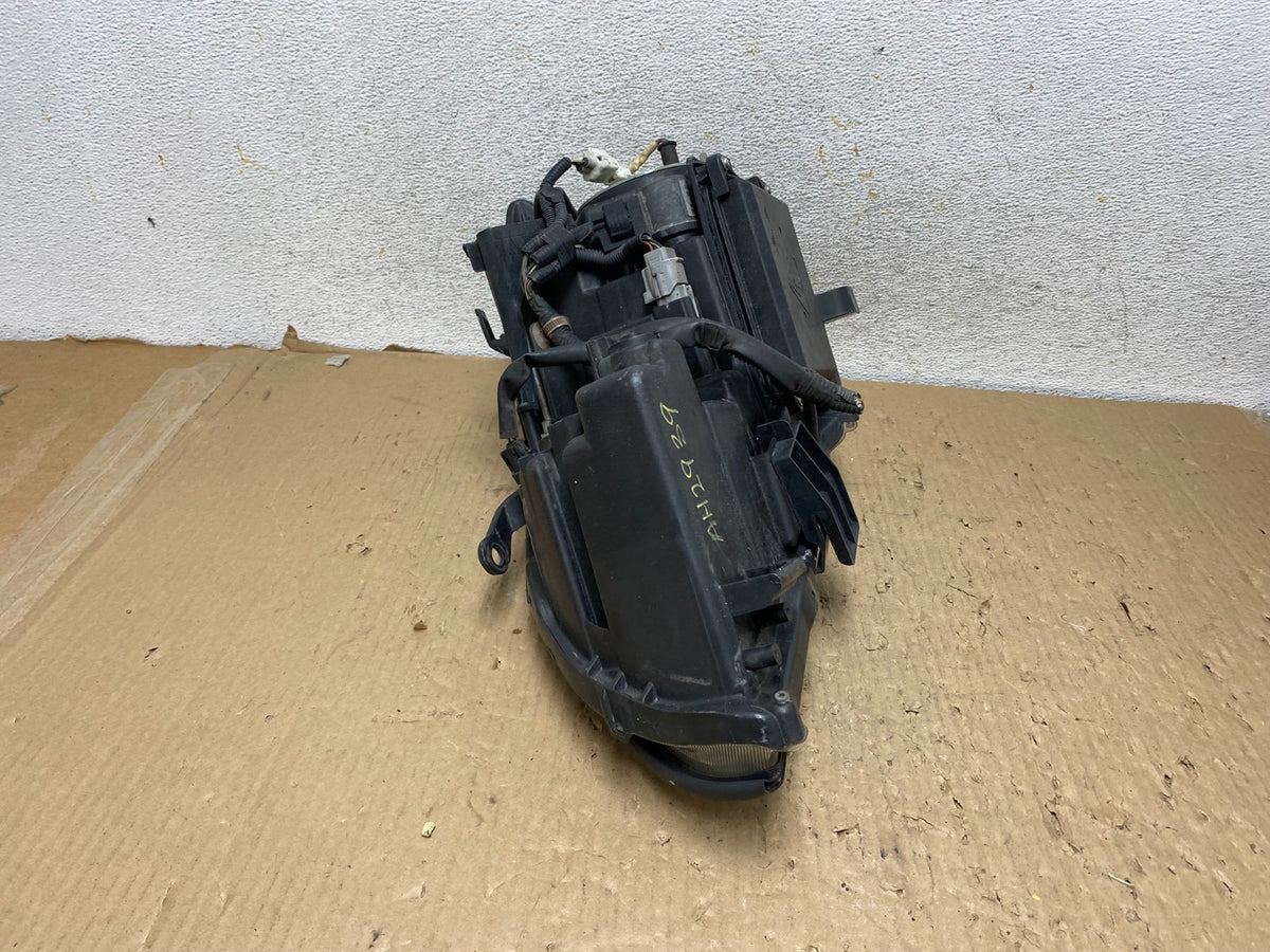 2004 - 2009 Lexus RX330 RX350 Xenon Right Passenger Side Headlight AH2939 DW10