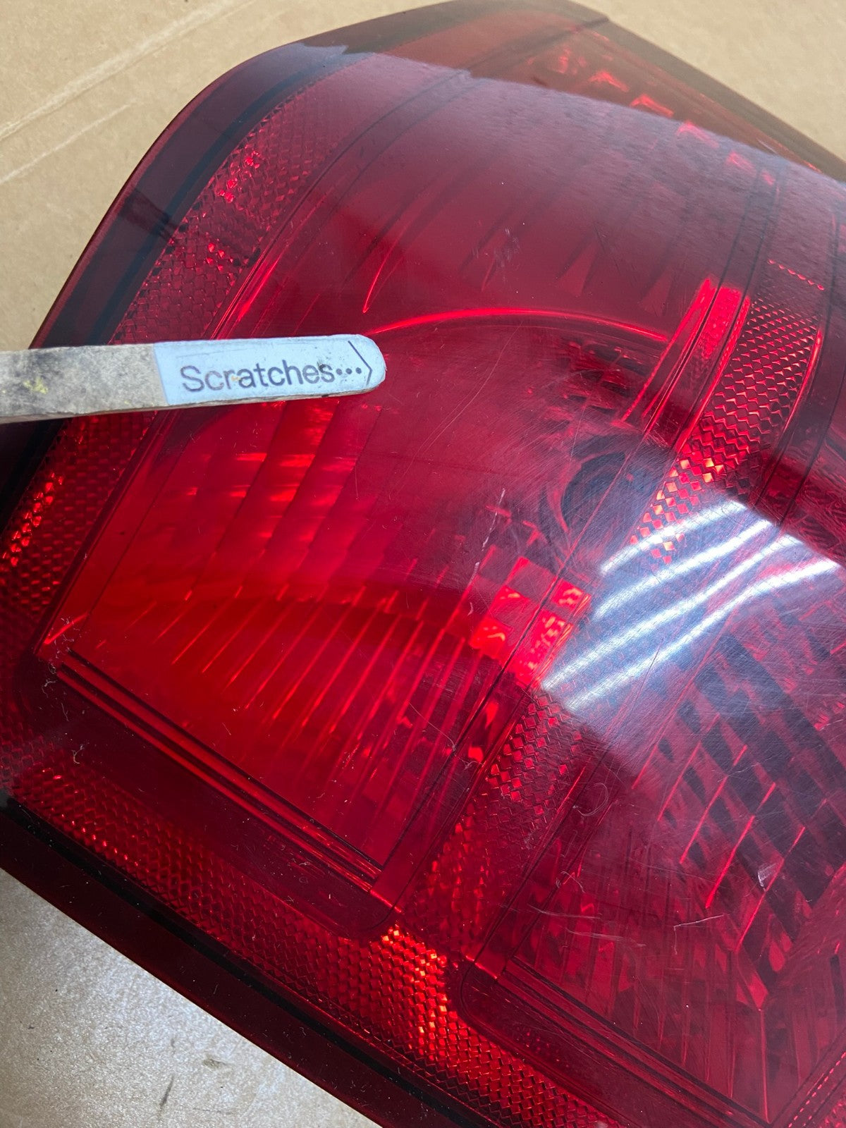 2007 2008 2009 2010 Jeep Grand Cherokee Right Passenger Tail Light AE0575 LK3