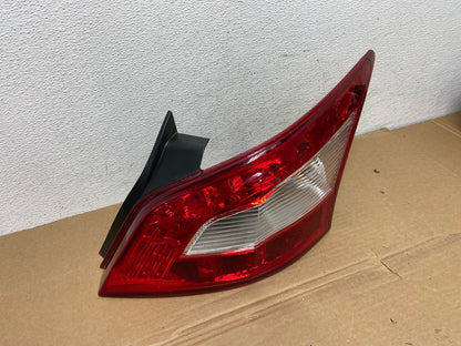 2009 2010 2011 Nissan Maxima Right Passenger RH Side Tail light AD3794 LK2