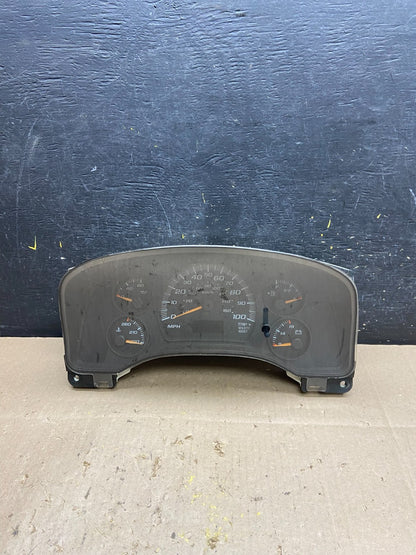 2004 to 2007 Chevrolet Express Speedometer Cluster Gauge OEM  u4956 DG0