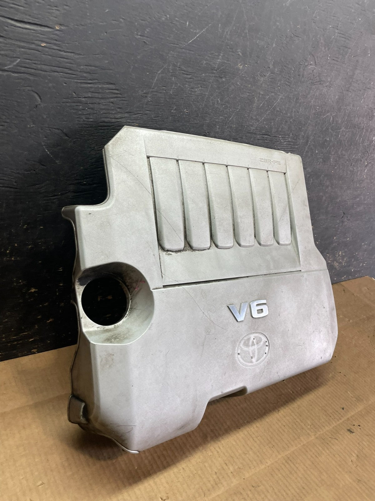 2008 to 2010 Toyota Highlander Top Engine Cover Lid OEM AA9206 DG1