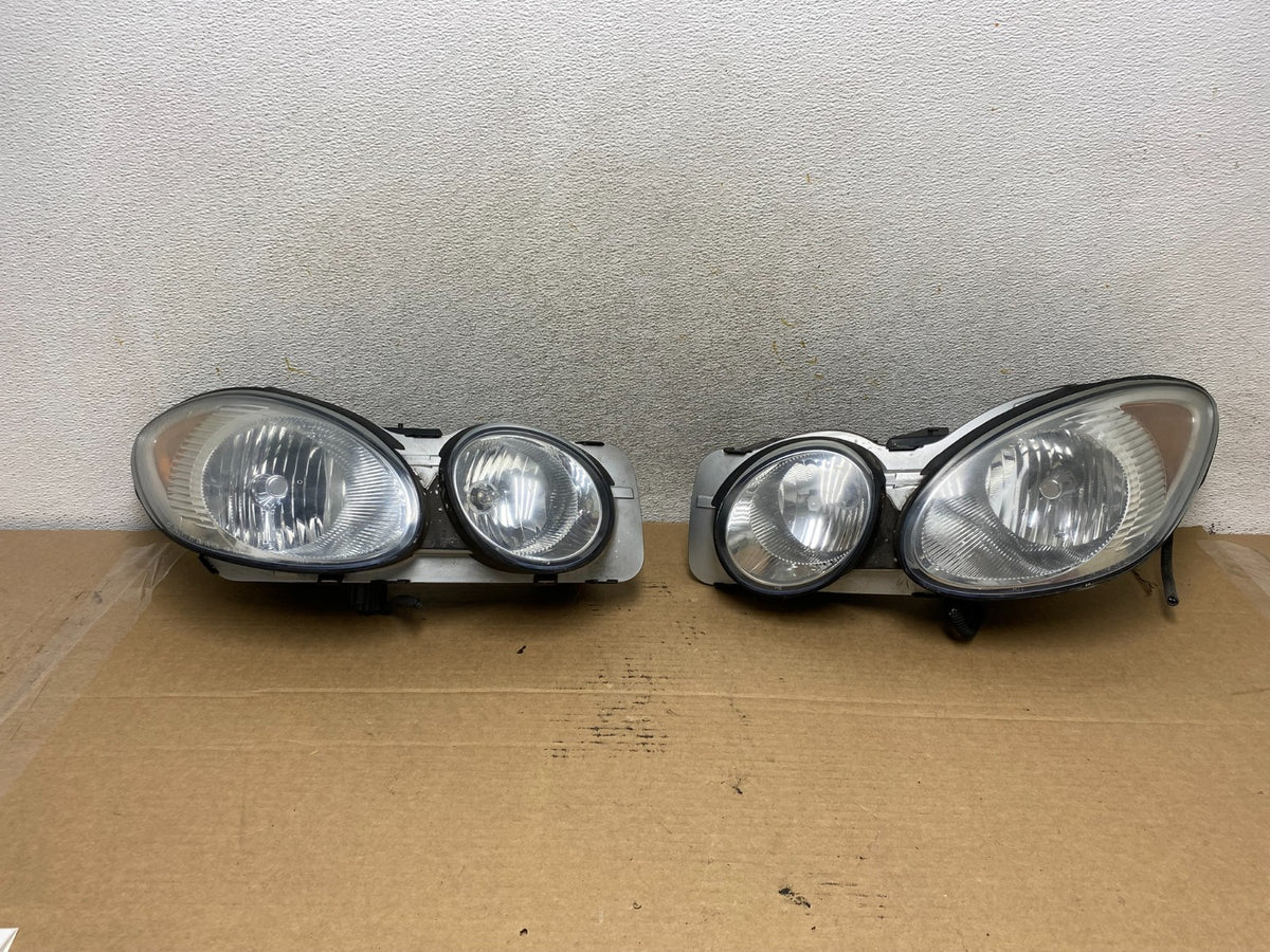 2005 to 2008 Buick Lacrosse Allure Headlights Left+Right Halogen AH3128 DW0