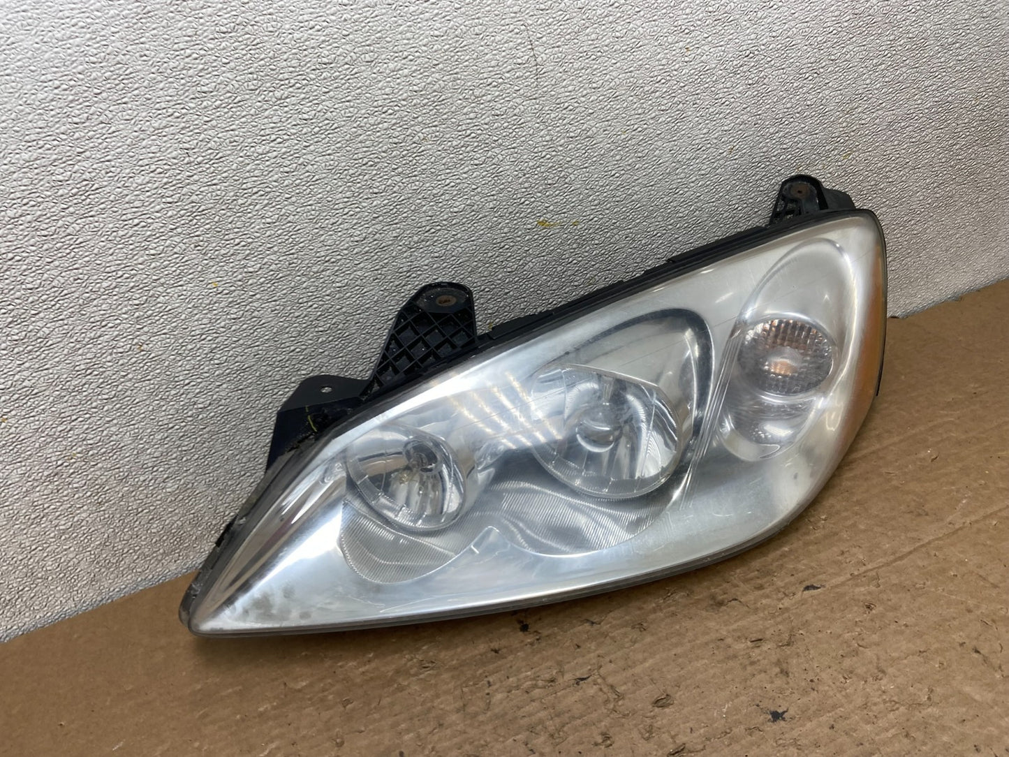 2005 to 2009 Pontiac G6 Headlight Left Driver LH Side Halogen Oem Z3641 DW2